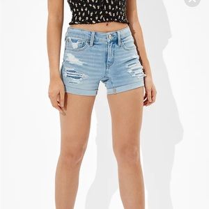 American Eagle denim dream midi short light wash distressed size 2